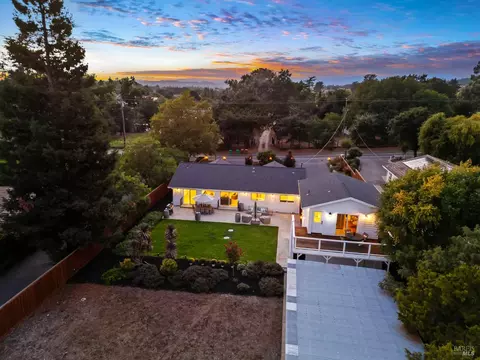 View/Area - 1044 4th Ave, Napa, CA 94559 photo 1 of 2