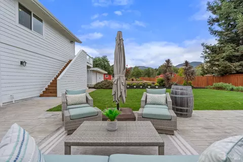 Exterior - 1044 4th Ave, Napa, CA 94559 photo 10 of 24