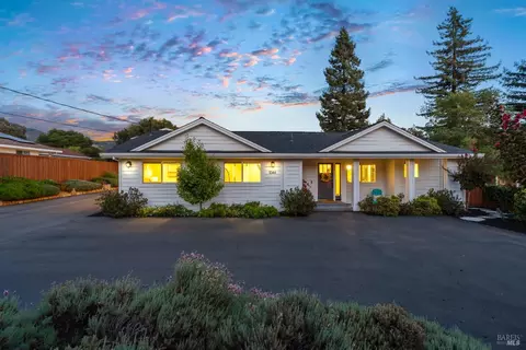 Exterior - 1044 4th Ave, Napa, CA 94559 photo 4 of 24