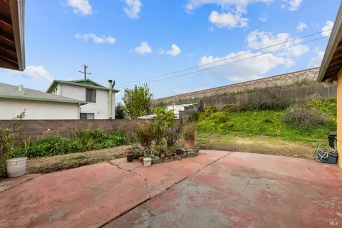 408 Lakeside Dr, Vallejo, CA 94589 photo 29