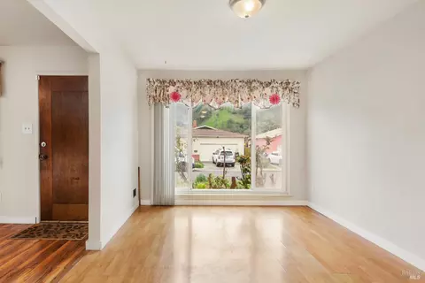 408 Lakeside Dr, Vallejo, CA 94589 photo 10