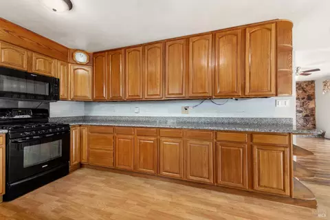 408 Lakeside Dr, Vallejo, CA 94589 photo 13