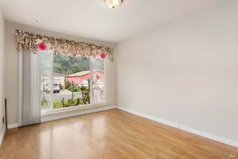 408 Lakeside Dr, Vallejo, CA 94589 photo 11