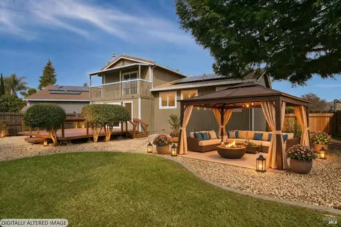 106 Kerry Ct, Vacaville, CA 95687