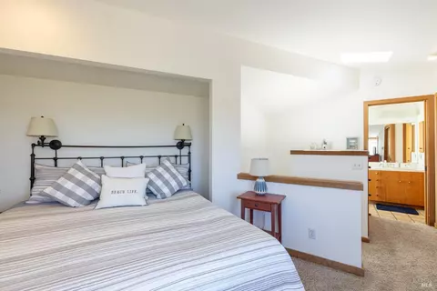 Bedroom - 172 Condor Ct, Bodega Bay, CA 94923 photo 3 of 6