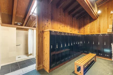 Bath - 172 Condor Ct, Bodega Bay, CA 94923 photo 3 of 3