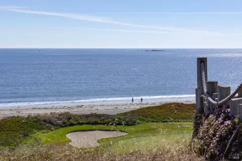 View/Area - 172 Condor Ct, Bodega Bay, CA 94923 photo 7 of 15