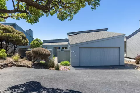 172 Condor Ct, Bodega Bay, CA 94923