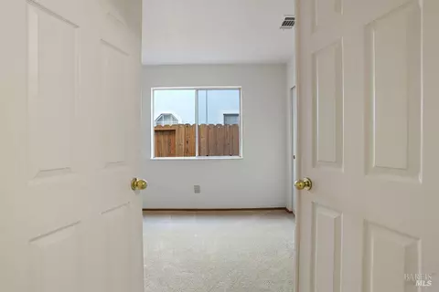Other - 517 Britannia Dr, Vallejo, CA 94591 photo 3 of 8