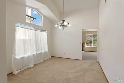 Dining - 517 Britannia Dr, Vallejo, CA 94591 photo 1 of 1