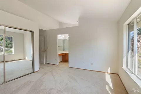 Bedroom - 517 Britannia Dr, Vallejo, CA 94591 photo 4 of 4