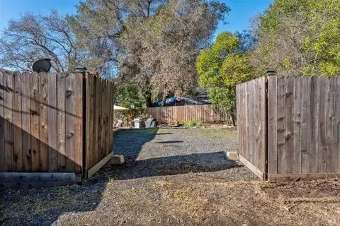 185 Grace Ct, Cloverdale, CA 95425 photo 20