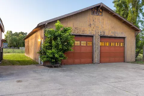 Exterior - 1220 Sperring Rd, Sonoma, CA 95476 photo 17 of 27