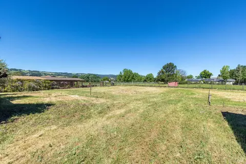Exterior - 1220 Sperring Rd, Sonoma, CA 95476 photo 27 of 27