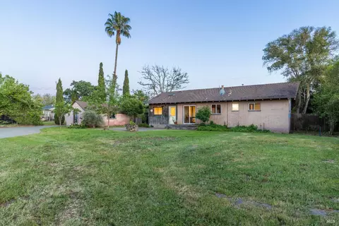 Exterior - 1220 Sperring Rd, Sonoma, CA 95476 photo 15 of 27