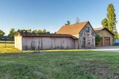 Exterior - 1220 Sperring Rd, Sonoma, CA 95476 photo 21 of 27