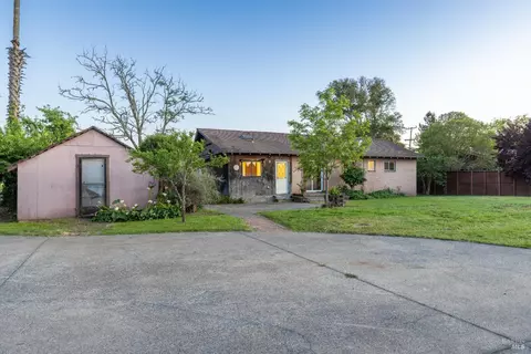 Exterior - 1220 Sperring Rd, Sonoma, CA 95476 photo 13 of 27