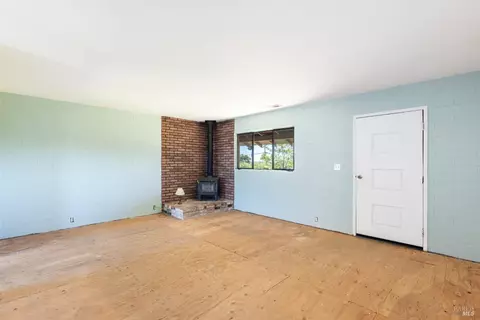 Living - 1220 Sperring Rd, Sonoma, CA 95476 photo 1 of 3