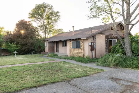 Exterior - 1220 Sperring Rd, Sonoma, CA 95476 photo 5 of 27