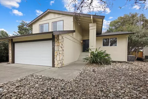 450 Nut Tree Rd, Vacaville, CA 95687