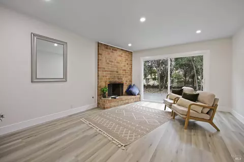 Living - 450 Nut Tree Rd, Vacaville, CA 95687 photo 3 of 3