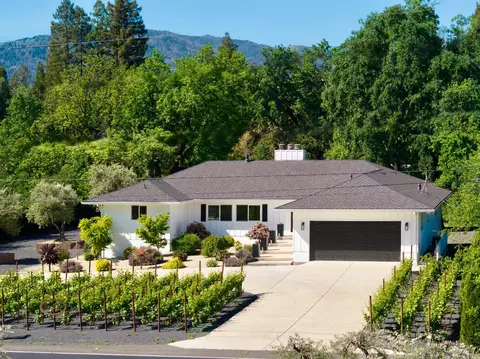 201 Silverado Trl N, Saint Helena, CA 94574