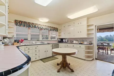 Kitchen - 2 El Camino Real, Vallejo, CA 94590 photo 1 of 2