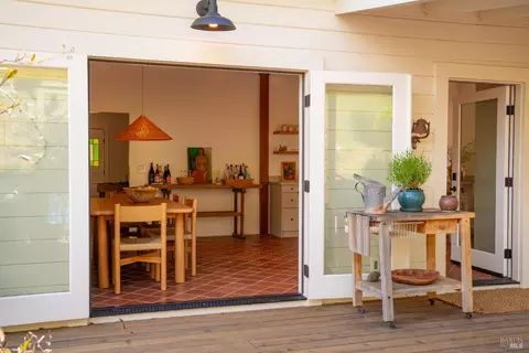 Exterior - 1801 Hwy 128, Philo, CA 95466 photo 4 of 23