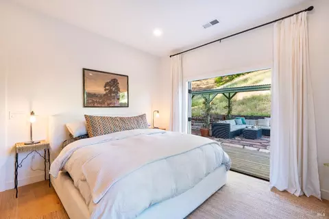 Bedroom - 1801 Hwy 128, Philo, CA 95466 photo 4 of 5