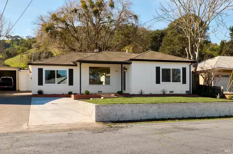 157 Homewood Ave, Napa, CA 94558