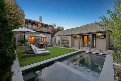 183 France St, Sonoma, CA 95476