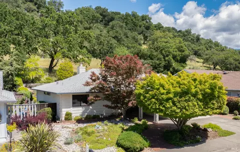 6337 Stone Bridge Rd, Santa Rosa, CA 95409