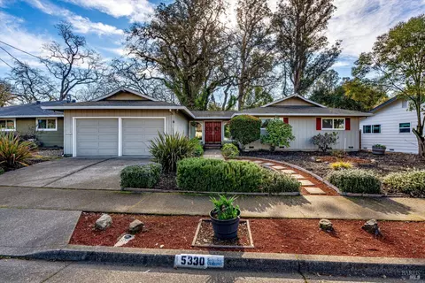 5330 Marit Dr, Santa Rosa, CA 95409