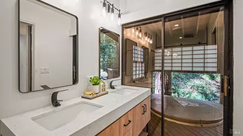 Bath - 580 Ralston Ave, Mill Valley, CA 94941 photo 2 of 6