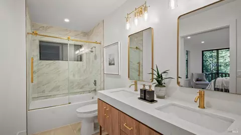 Bath - 580 Ralston Ave, Mill Valley, CA 94941 photo 6 of 6