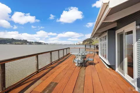 Exterior - 34 Sandy Beach Rd, Vallejo, CA 94590 photo 7 of 11