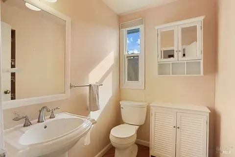 Bath - 34 Sandy Beach Rd, Vallejo, CA 94590 photo 1 of 3