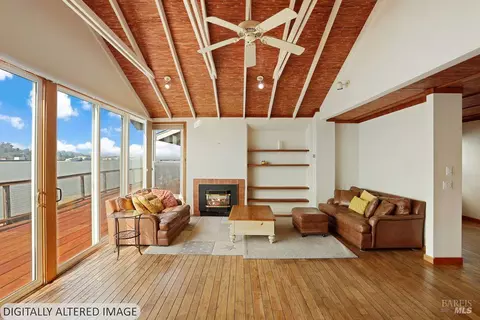 Living - 34 Sandy Beach Rd, Vallejo, CA 94590 photo 2 of 8
