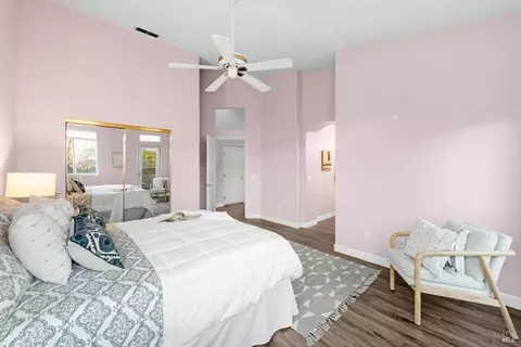 Bedroom - 149 Currant Ln, Vacaville, CA 95687 photo 3 of 5