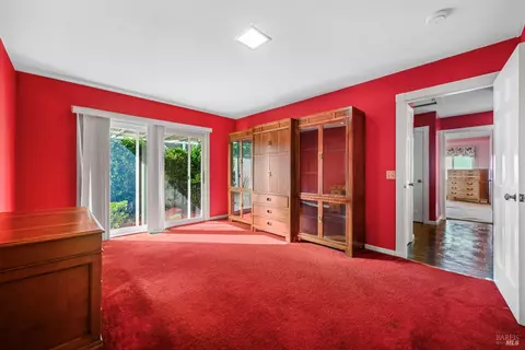 Bedroom - 102 Cloud View Rd, Sausalito, CA 94965 photo 3 of 3