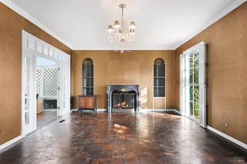 Living - 102 Cloud View Rd, Sausalito, CA 94965 photo 2 of 3