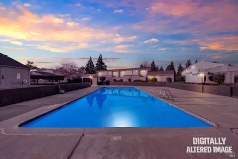 Exterior - 175 Del Sur Ct, Fairfield, CA 94533 photo 17 of 18