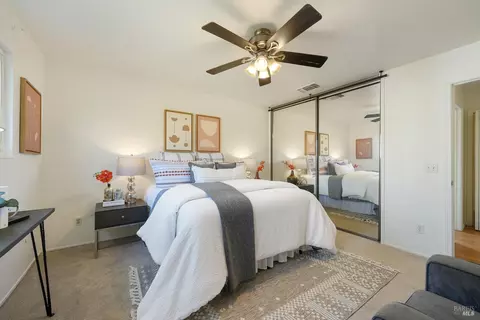 Bedroom - 950 Woodvale Dr, Dixon, CA 95620 photo 8 of 9