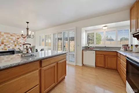 Kitchen - 950 Woodvale Dr, Dixon, CA 95620 photo 1 of 2