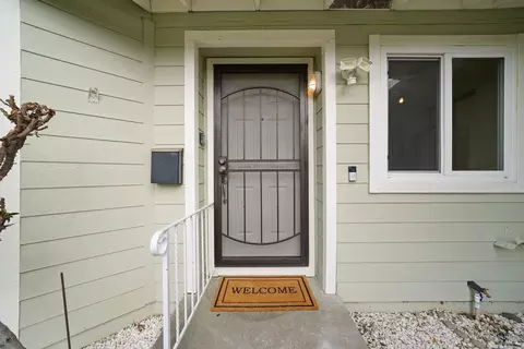 Entry Way - 950 Woodvale Dr, Dixon, CA 95620 photo 1 of 1