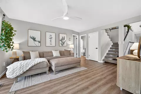 Living - 207 Othello Ct, Windsor, CA 95492 photo 4 of 4