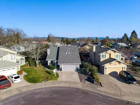 View/Area - 207 Othello Ct, Windsor, CA 95492 photo 1 of 4