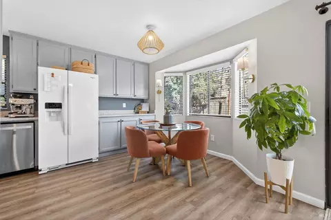 Dining - 207 Othello Ct, Windsor, CA 95492 photo 1 of 3