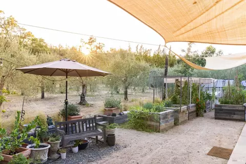 Exterior - 601 Rossi Rd, Saint Helena, CA 94574 photo 13 of 13