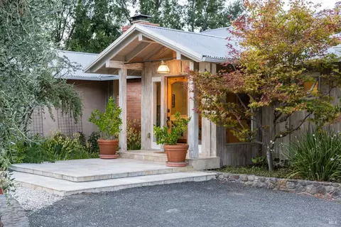 Exterior - 601 Rossi Rd, Saint Helena, CA 94574 photo 2 of 13